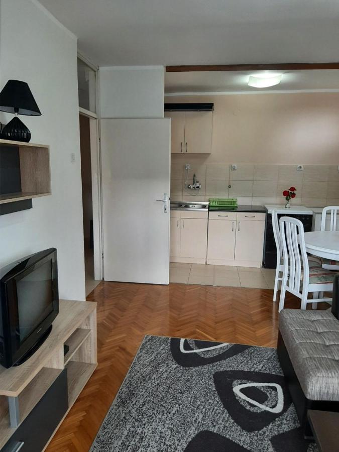 הרצג-נובי Apartment Danilo מראה חיצוני תמונה
