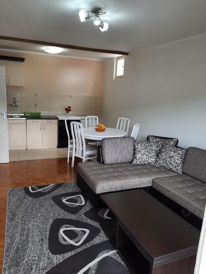 הרצג-נובי Apartment Danilo מראה חיצוני תמונה